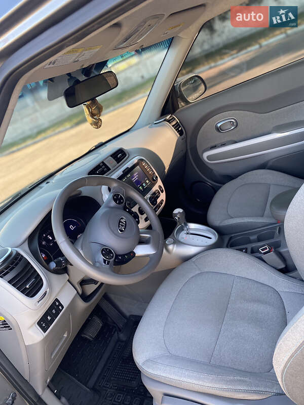 Внедорожник / Кроссовер Kia Soul 2016 в Прилуках фото 47 Внедорожник / Кроссовер Kia Soul 2016 в Прилуках