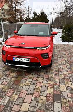 Позашляховик / Кросовер Kia Soul 2020 в 