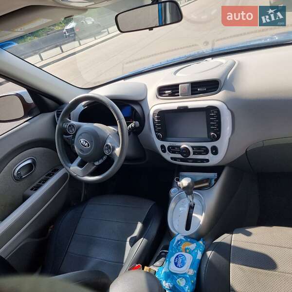 Позашляховик / Кросовер Kia Soul 2016 в Харкові