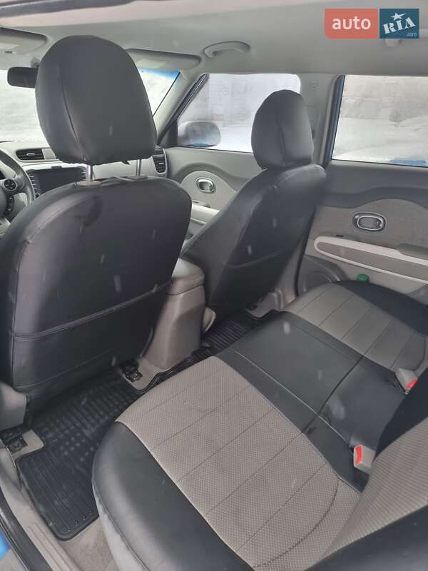 Позашляховик / Кросовер Kia Soul 2016 в Харкові