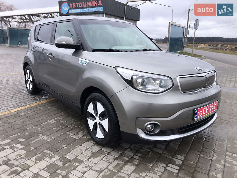 Внедорожник / Кроссовер Kia Soul 2015 в Костополе