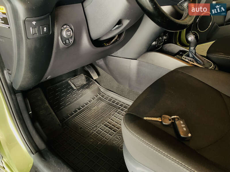 Позашляховик / Кросовер Kia Soul 2013 в Львові
