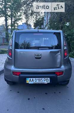 Позашляховик / Кросовер Kia Soul 2011 в Києві