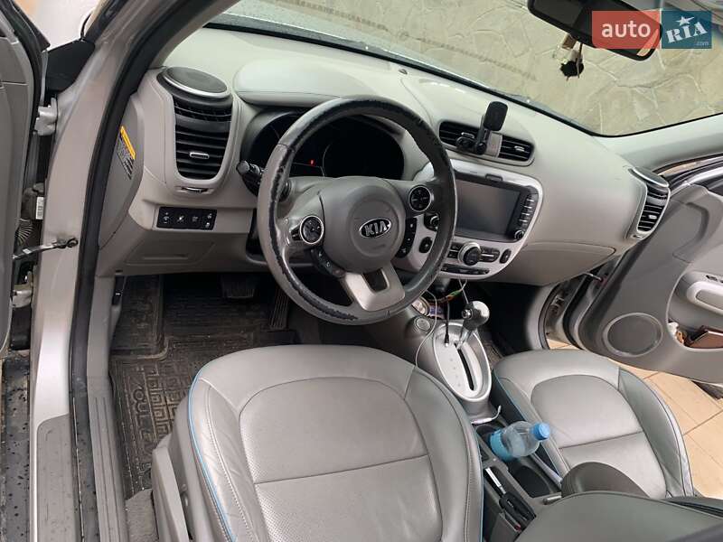 Внедорожник / Кроссовер Kia Soul 2016 в Одессе фото 4 Внедорожник / Кроссовер Kia Soul 2016 в Одессе