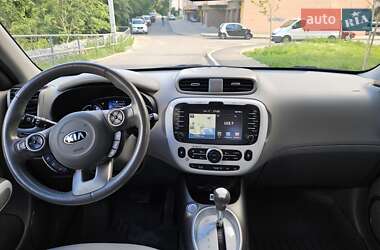 Позашляховик / Кросовер Kia Soul 2017 в Вінниці