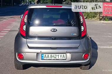 Внедорожник / Кроссовер Kia Soul 2015 в Киеве