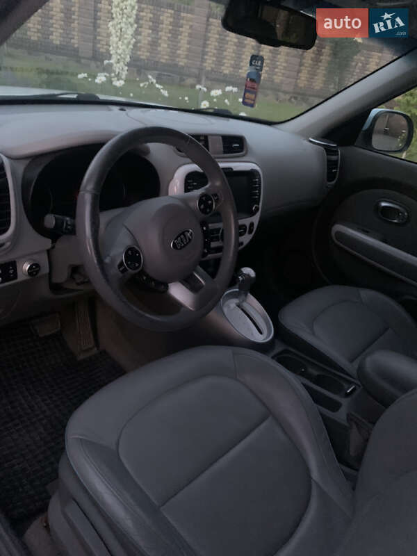 Внедорожник / Кроссовер Kia Soul 2015 в Костополе