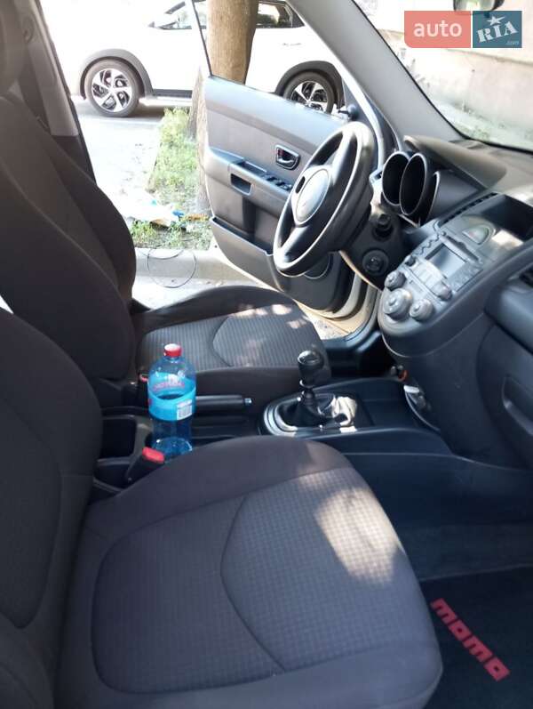 Позашляховик / Кросовер Kia Soul 2010 в Бучі