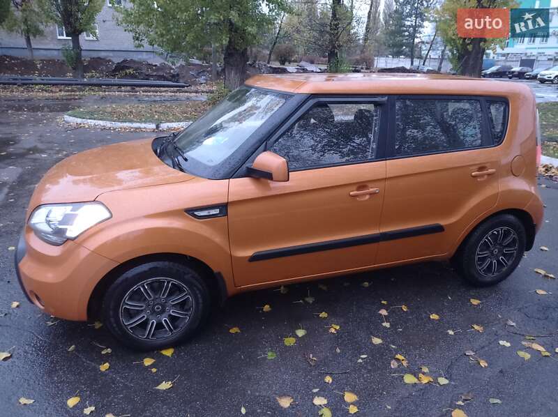 Позашляховик / Кросовер Kia Soul 2010 в Горішніх Плавнях