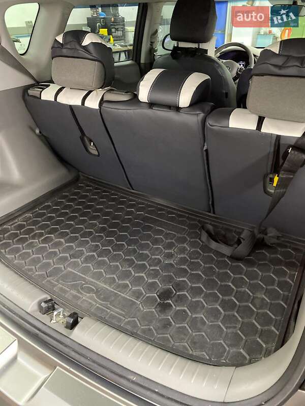 Позашляховик / Кросовер Kia Soul 2016 в Києві