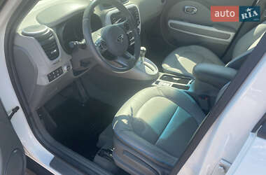 Внедорожник / Кроссовер Kia Soul 2015 в 