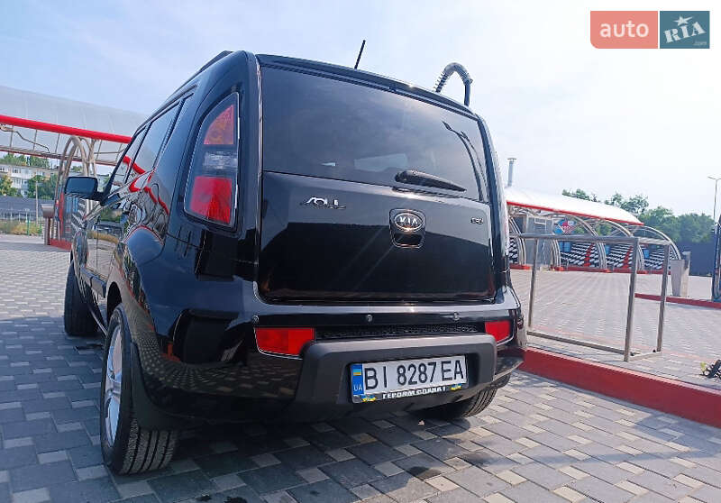 Позашляховик / Кросовер Kia Soul 2010 в Полтаві