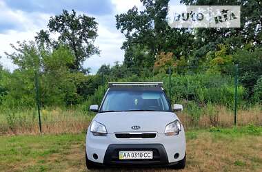 Позашляховик / Кросовер Kia Soul 2010 в Києві