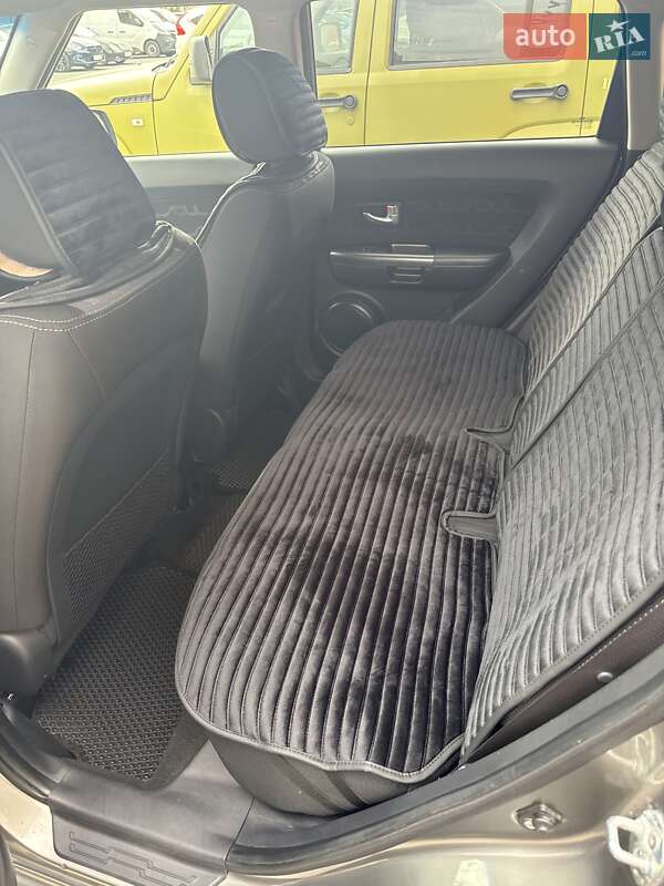 Позашляховик / Кросовер Kia Soul 2012 в Дніпрі