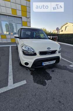 Позашляховик / Кросовер Kia Soul 2012 в Києві