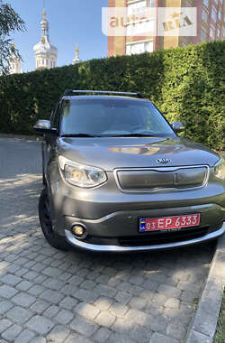 Позашляховик / Кросовер Kia Soul 2016 в Луцьку