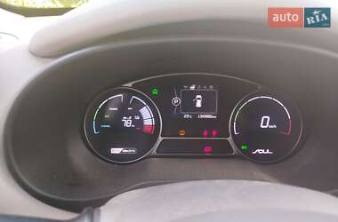 Позашляховик / Кросовер Kia Soul 2015 в 