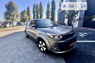 Позашляховик / Кросовер Kia Soul 2014 в Рівному