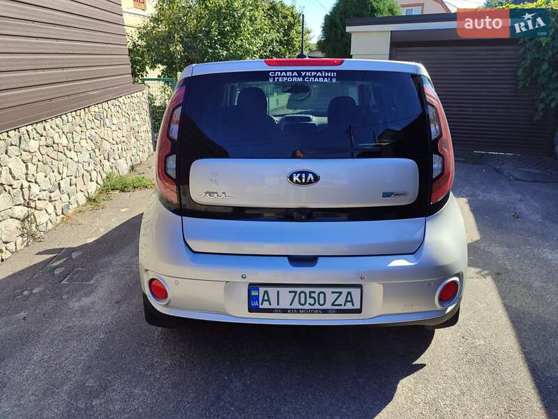 Позашляховик / Кросовер Kia Soul 2015 в Білій Церкві фото 3 Позашляховик / Кросовер Kia Soul 2015 в Білій Церкві