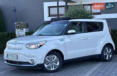 Внедорожник / Кроссовер Kia Soul 2017 в Стрые