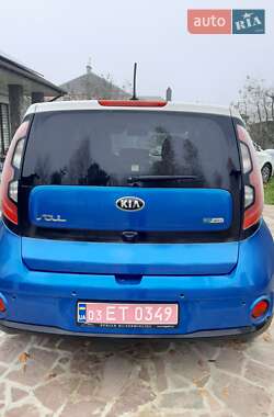 Позашляховик / Кросовер Kia Soul 2014 в Львові