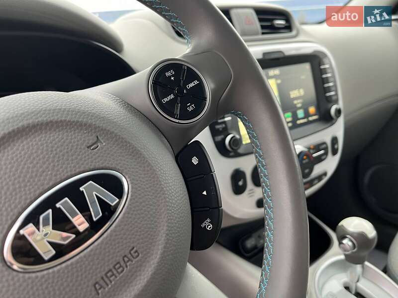 Позашляховик / Кросовер Kia Soul 2016 в Вінниці