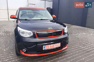 Позашляховик / Кросовер Kia Soul 2016 в Львові