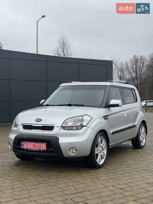 Позашляховик / Кросовер Kia Soul 2009 в Львові