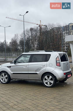 Позашляховик / Кросовер Kia Soul 2009 в Львові