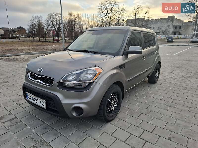 Внедорожник / Кроссовер Kia Soul 2013 в Черкассах
