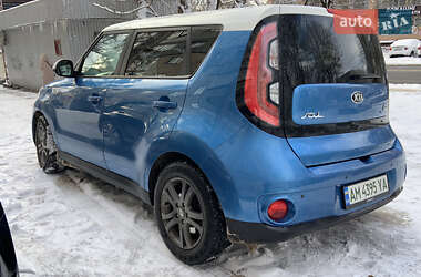 Позашляховик / Кросовер Kia Soul 2014 в Житомирі