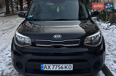 Позашляховик / Кросовер Kia Soul 2018 в Чернівцях