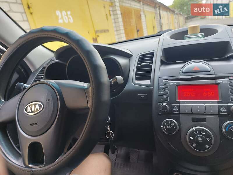 Внедорожник / Кроссовер Kia Soul 2011 в Харькове