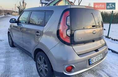 Позашляховик / Кросовер Kia Soul 2015 в Львові