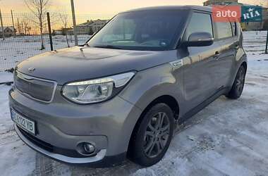 Позашляховик / Кросовер Kia Soul 2015 в Львові