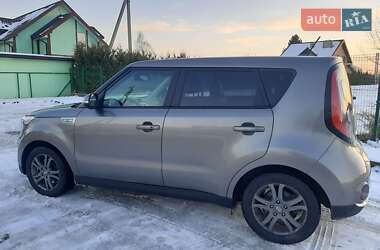 Позашляховик / Кросовер Kia Soul 2015 в Львові