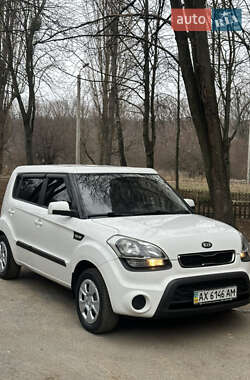 Позашляховик / Кросовер Kia Soul 2013 в Харкові