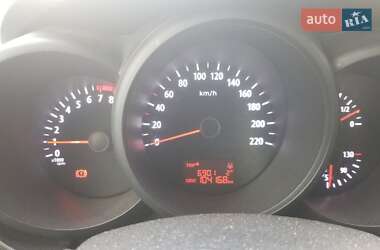 Внедорожник / Кроссовер Kia Soul 2011 в 