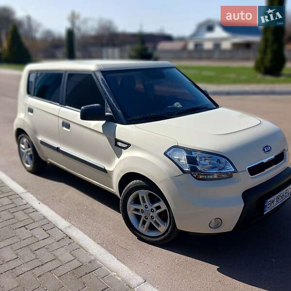 Внедорожник / Кроссовер Kia Soul 2009 в Новгород-Северском