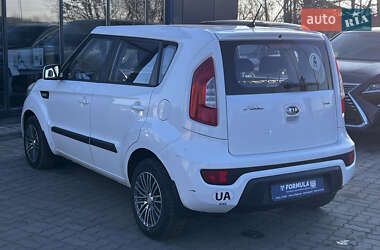 Внедорожник / Кроссовер Kia Soul 2013 в Нововолынске