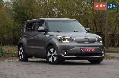 Внедорожник / Кроссовер Kia Soul 2017 в 