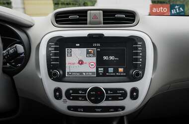 Внедорожник / Кроссовер Kia Soul 2017 в 