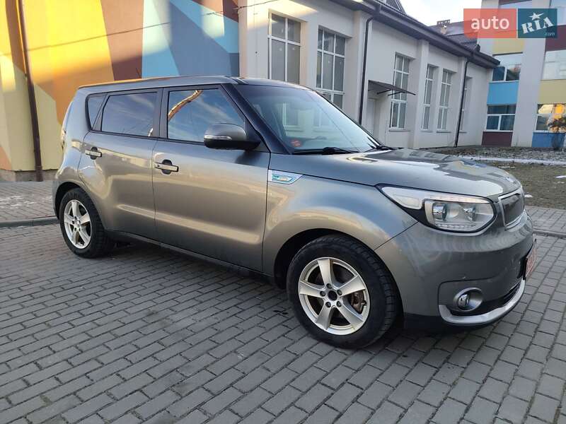 Внедорожник / Кроссовер Kia Soul 2018 в Львове