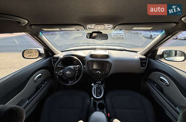 Позашляховик / Кросовер Kia Soul 2016 в 