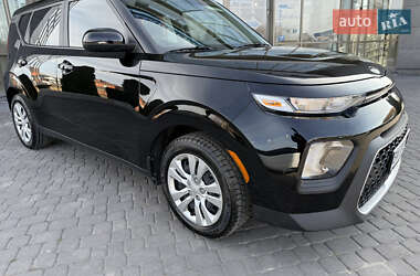 Позашляховик / Кросовер Kia Soul 2020 в 