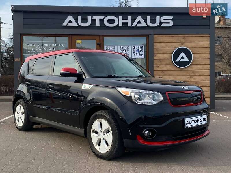 Позашляховик / Кросовер Kia Soul 2015 в 