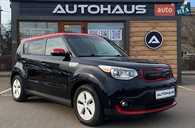 Позашляховик / Кросовер Kia Soul 2015 в 