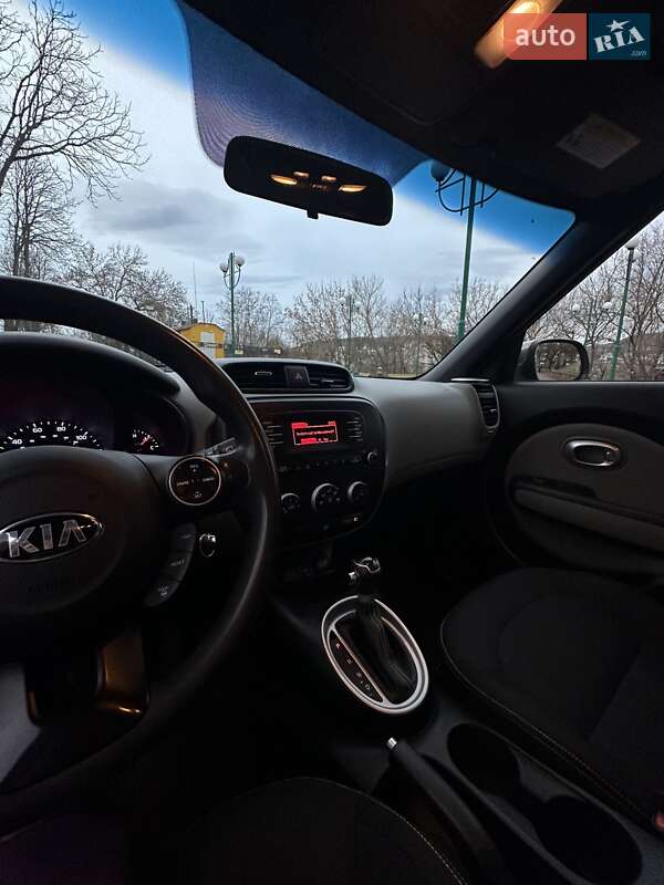 Внедорожник / Кроссовер Kia Soul 2014 в Могилев-Подольске