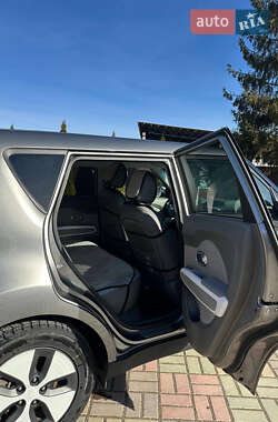 Внедорожник / Кроссовер Kia Soul 2015 в Изяславе