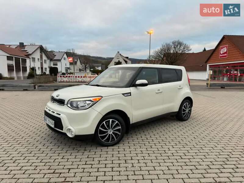Позашляховик / Кросовер Kia Soul 2016 в Дніпрі